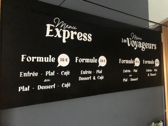 Hotel Restaurant Les Voyageurs Монтегю Екстериор снимка